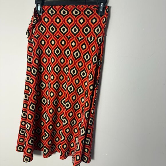 EUC Womens LuLaRoe Azure Multi Color Orange Cream Black Red Skirt Medium M bg - Picture 2 of 3